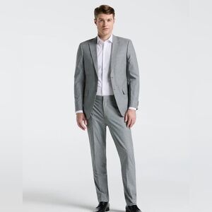 Perry Ellis Light Gray Linen Blend Suit 42R and 33x30